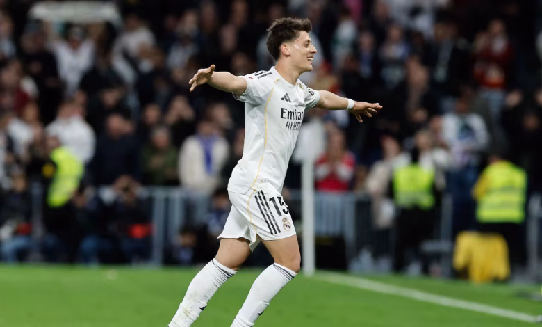 أردا غولر هدف إلتشي