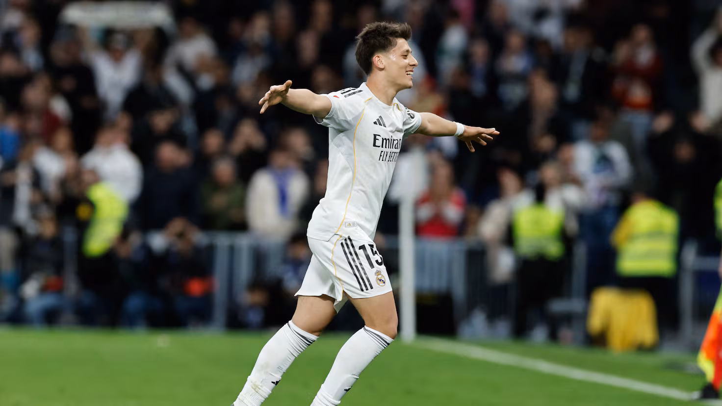 أردا غولر هدف إلتشي