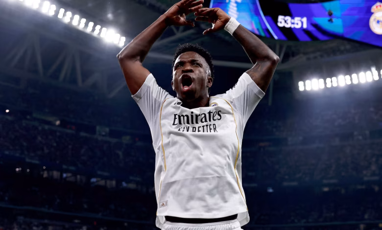 تجديد عقد فينيسيوس مع ريال مدريد