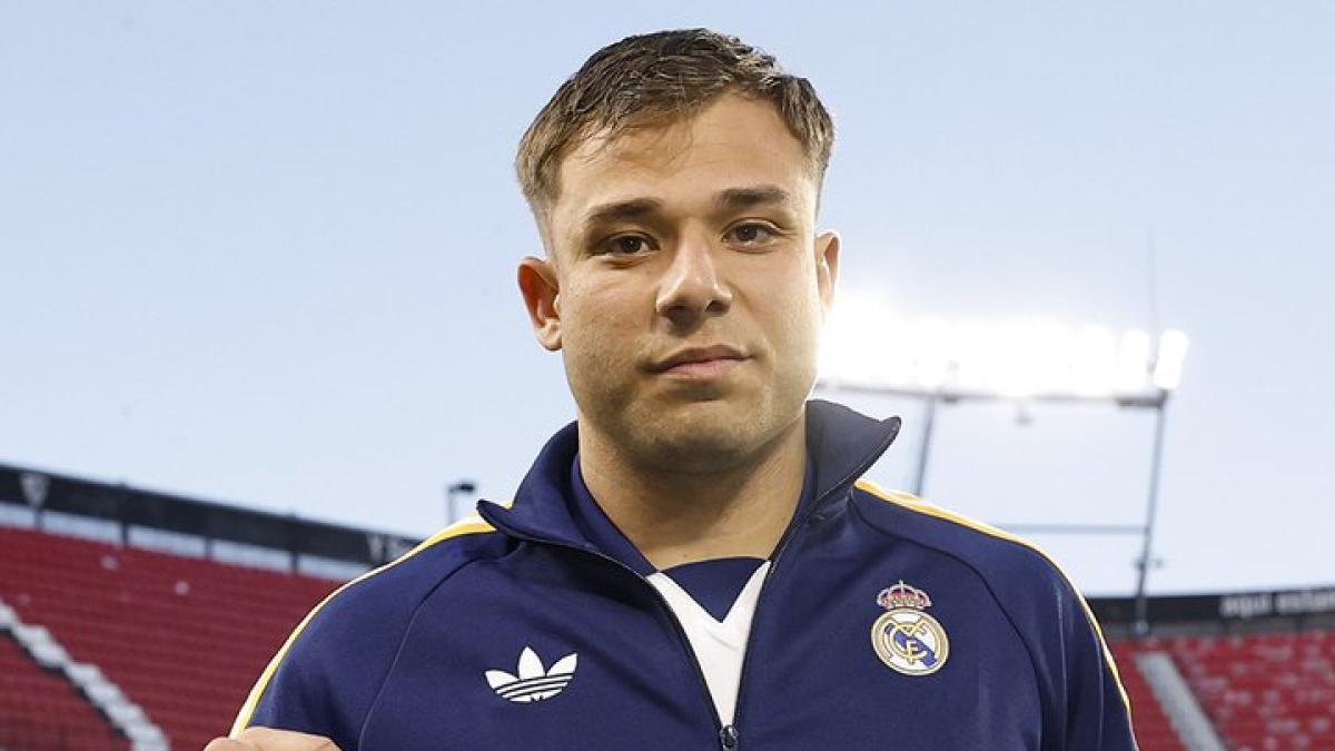 أول ظهور رسمي ليفا مع ريال مدريد