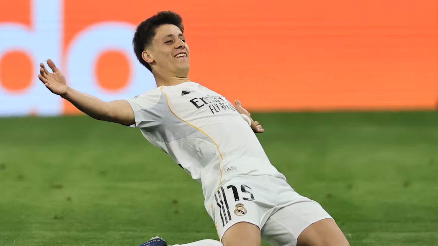 أردا جولر أفضل لاعب صاعد