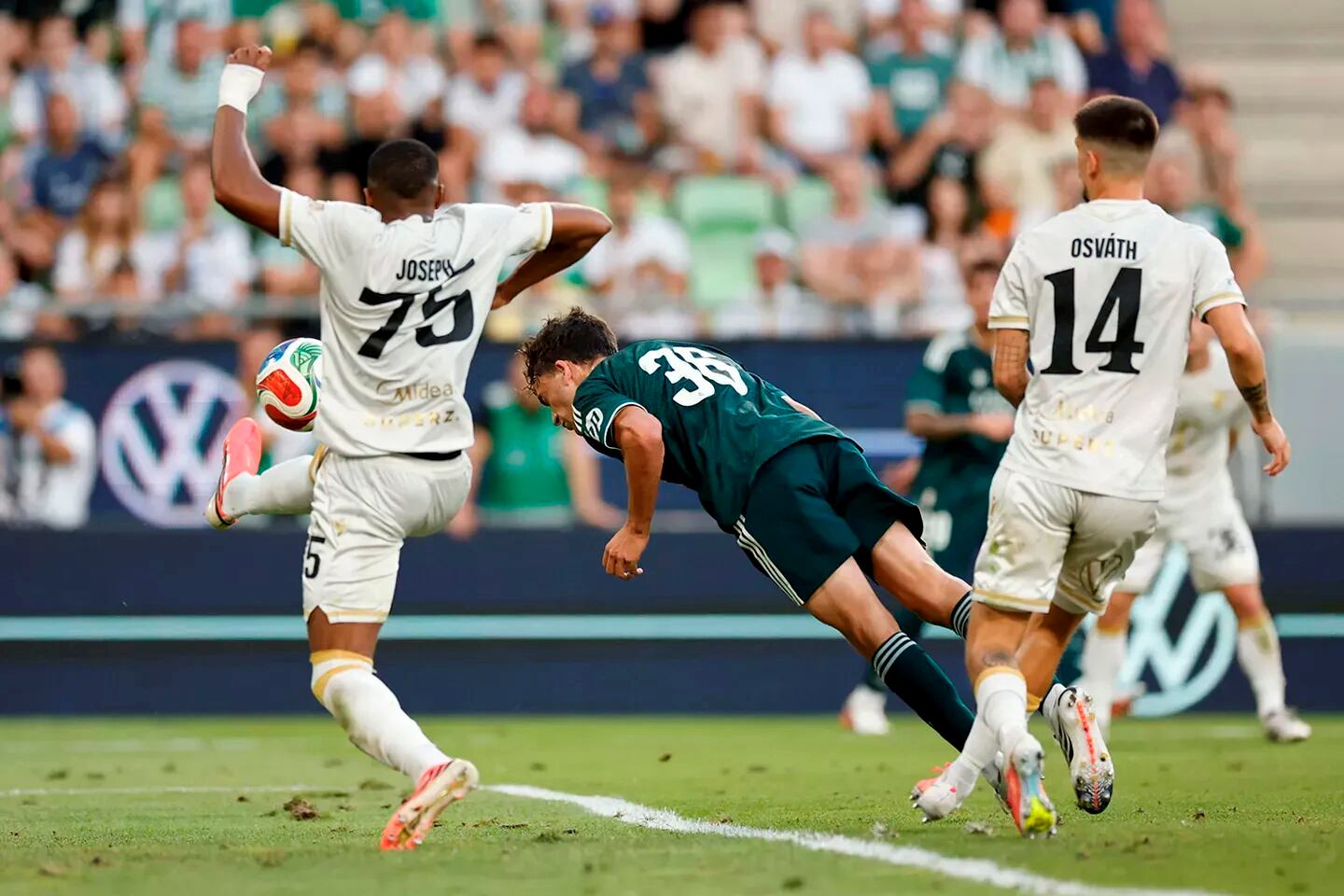 ريال مدريد ضد فيرينتسفاروش