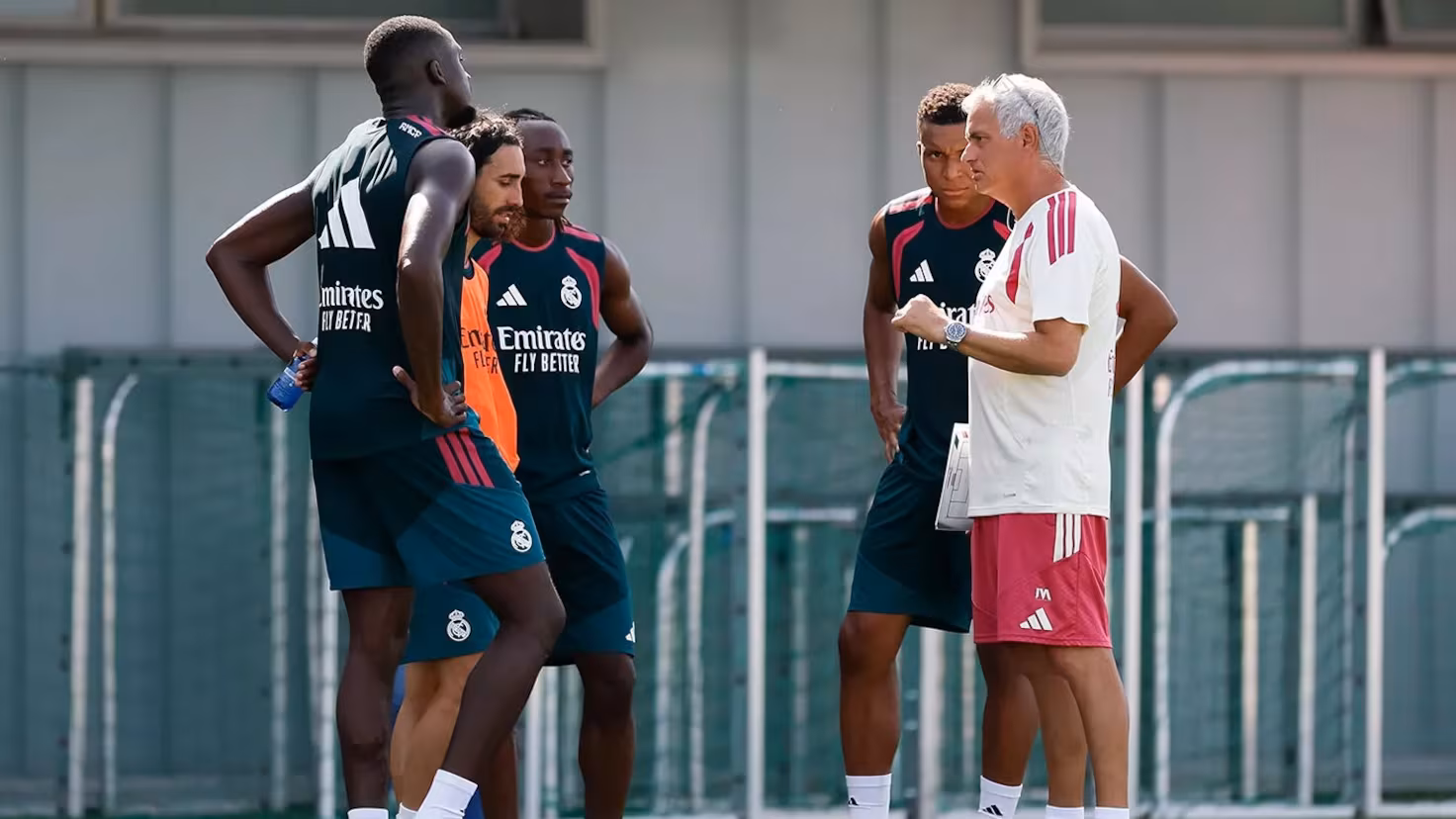 مورينيو ريال مدريد الكامل
